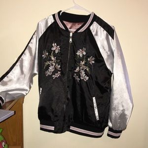 REVERSIBLE VARSITY STYLE JACKET